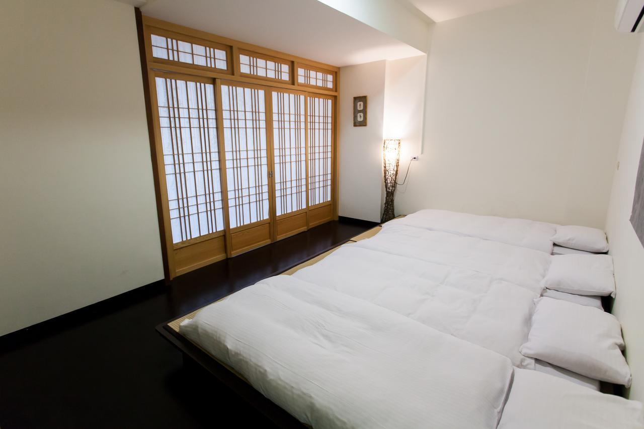 Eureka Bed & Breakfast Тайнан Екстериор снимка