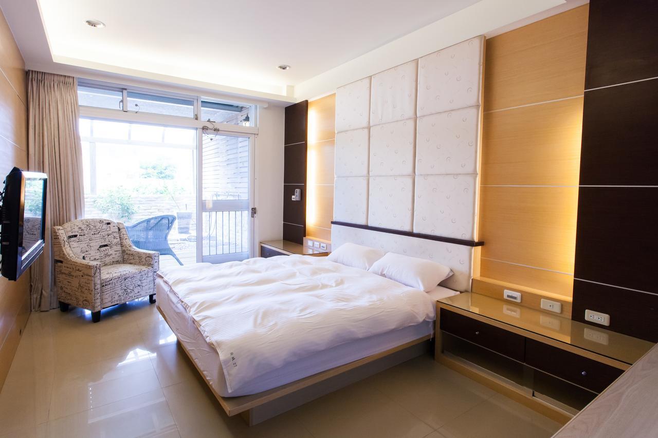 Eureka Bed & Breakfast Тайнан Екстериор снимка