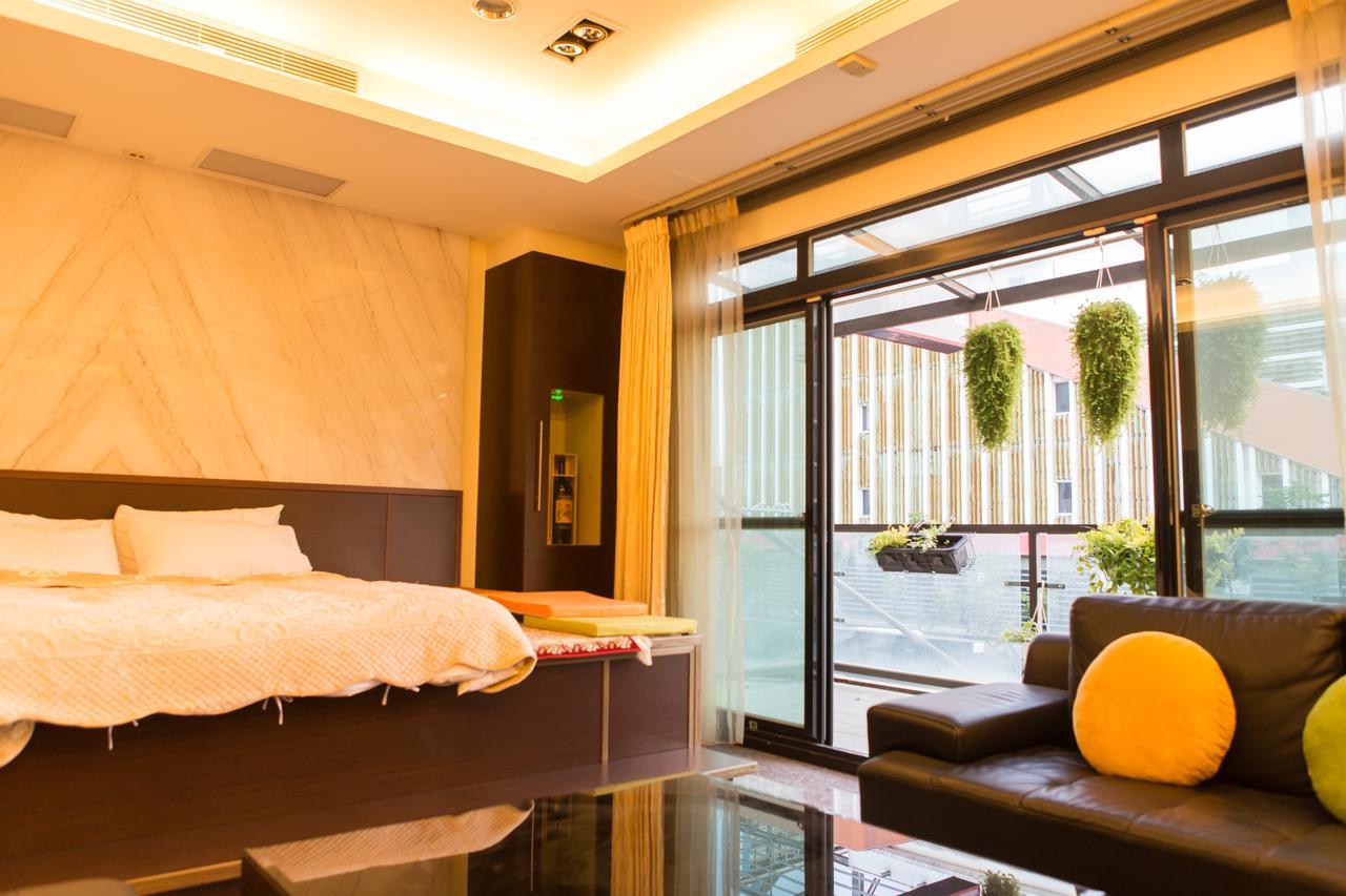 Eureka Bed & Breakfast Тайнан Екстериор снимка